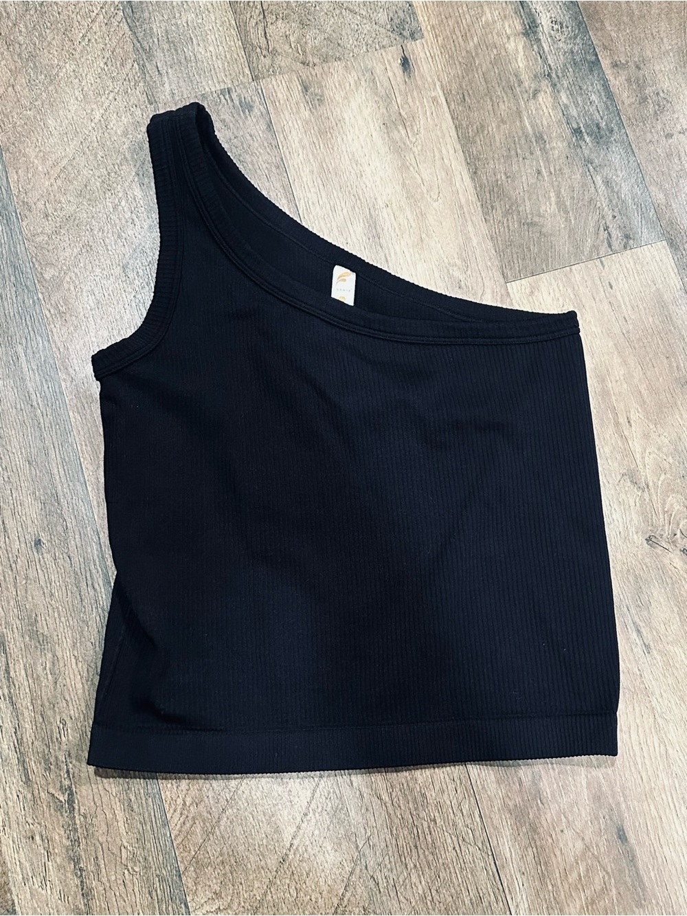 Asymmetrical Black Ribbed One-Shoulder Tank Top